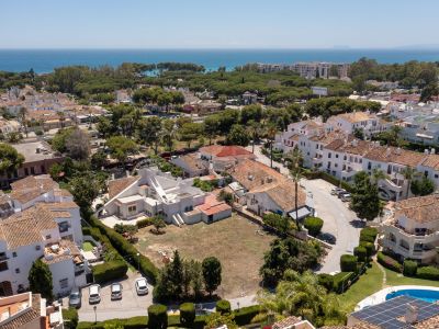 Plot in El Pilar, Estepona