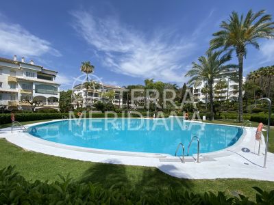 Villa in Marbella Golden Mile, Marbella