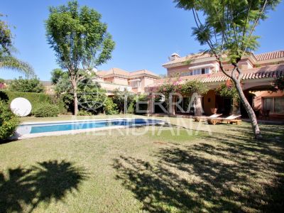 Villa in Nueva Andalucia, Marbella