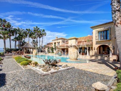 Villa in Los Monteros Playa, Marbella