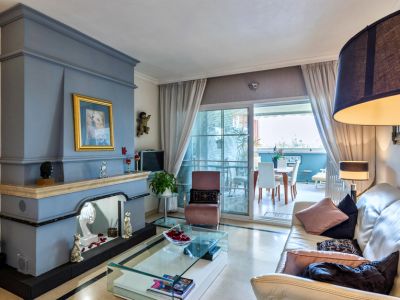 Grosszügiges Garten-Duplex-Apartment in Nueva Andalucía