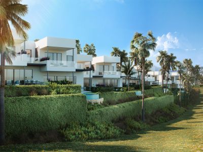 Villas de lujo con vistas al mar en Santa Clara Golf Marbella