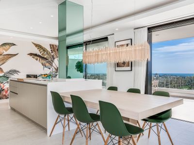 Großzügige Luxuswohnung mit Panoramameerblick