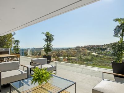 Modern stunning villa with exquisite views in the Golf Valley