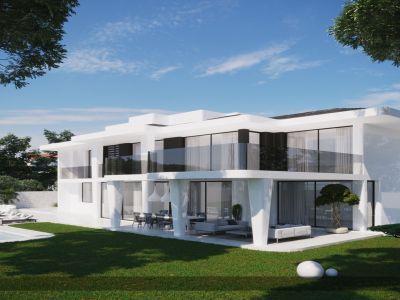 Villa with renovation license next to the beach
