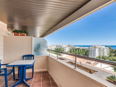Apartamento junto a la playa con vistas al mar