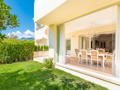 Garden apartment near the beach in Bahía de Marbella