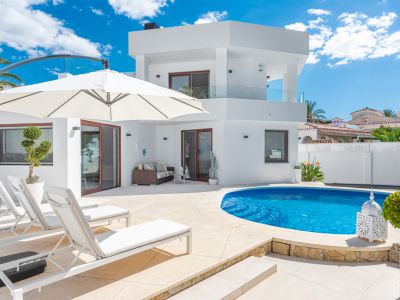 Villa à vendre dans Marbesa, Marbella Est