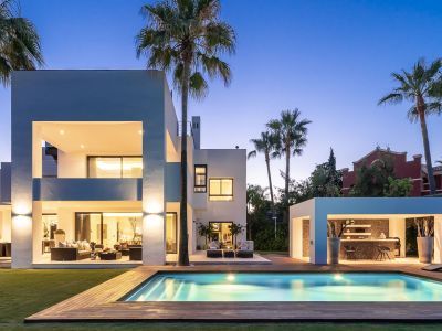 Stunning villa in Altos de Puente Romano