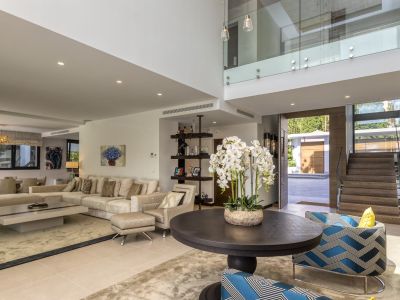 Elegante villa en Parcelas del Golf, Aloha