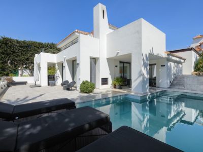 Luxurioese Villa mit spektakulärem Meerblick