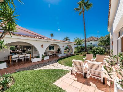 Villa à vendre dans Elviria, Marbella Est