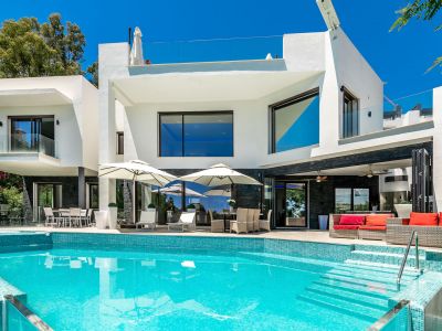 Espectacular villa en primera línea de golf