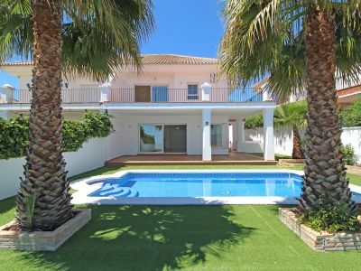 Maison de Ville à vendre dans Altos de Elviria, Marbella Est