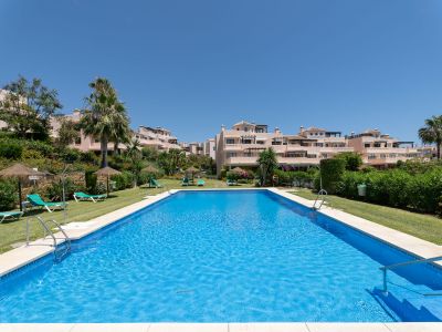 Apartment in El Manantial with sea views