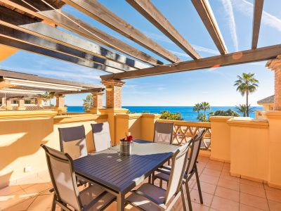 Fantastic first line beach apartment