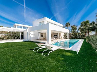 Nueva villa contemporánea en La Finca de Marbella Rio Real