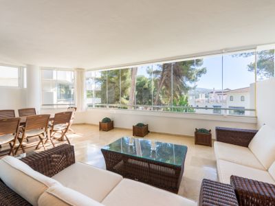Spacious apartment a few steps from the beach in Rio Real Marbella
