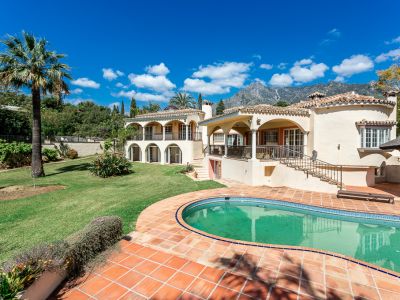 Villa con apartamento de invitados, Nagüeles