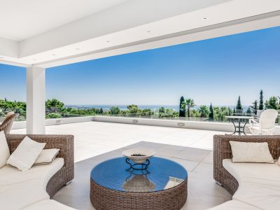 Villa moderne avec vue panoramique sur la mer à Camojan