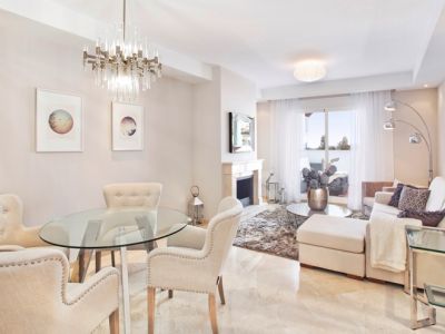 Brandneue Apartments und Penthäuser in Nueva Andalucía
