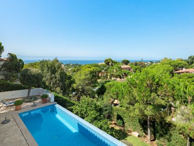 Makellose Villa mit atemberaubendem Meerblick