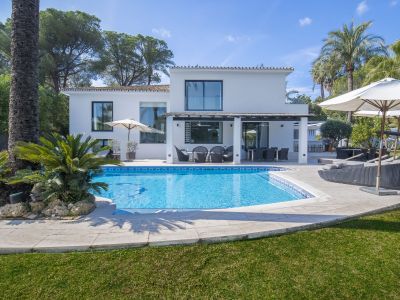 Spectacular Modern Villa in Las Brisas Golf