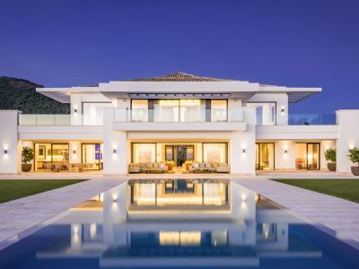 Luxury villa with panoramic sea views in La Zagaleta