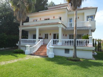 Villa à vendre dans Nueva Andalucia, Marbella