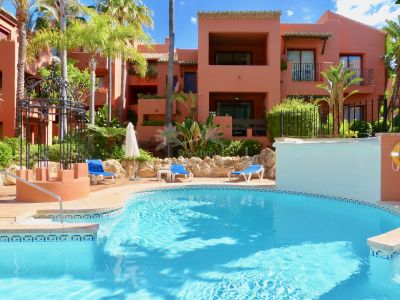 Ground Floor Apartment in Jardines de Don Carlos, Marbella