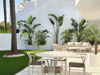 Apartamento Planta Baja en Jardines de Andalucia, Marbella
