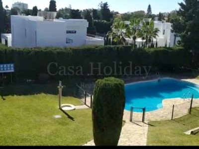 Penthouse in Isdabe, Estepona