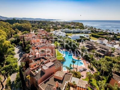 Apartment in Oasis de Marbella, Marbella