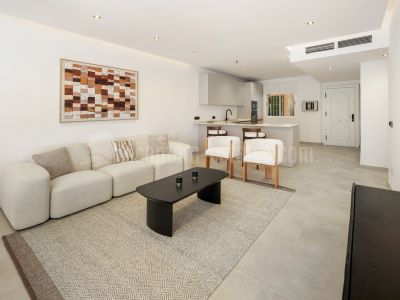 Apartment in Nueva Andalucia, Marbella