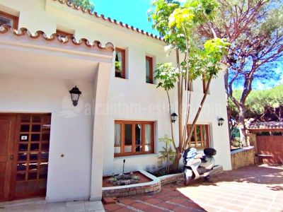 Villa en Marbella Este, Marbella