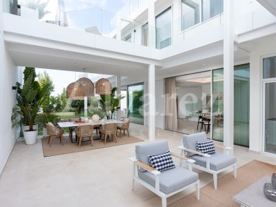 Villa in Valdeolletas, Marbella