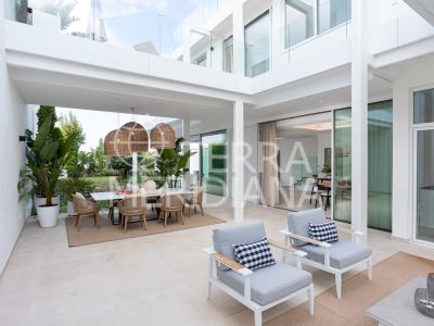 Villa in Valdeolletas, Marbella