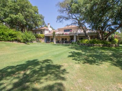 Villa in Los Altos de Valderrama, Sotogrande