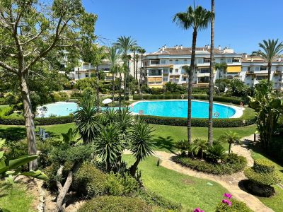 Apartment in Hacienda Nagüeles I, Marbella