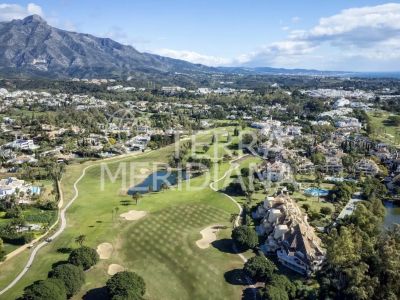 Duplex in Country Club Las Brisas, Marbella
