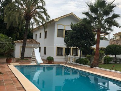 Maison for rent in El Rosario, Marbella Est
