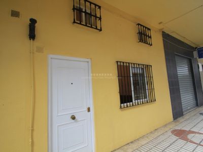 Two studio apartments in Torremolinos centre