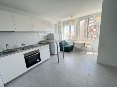 Estudio totalmente reformado en el centro de Torremolinos