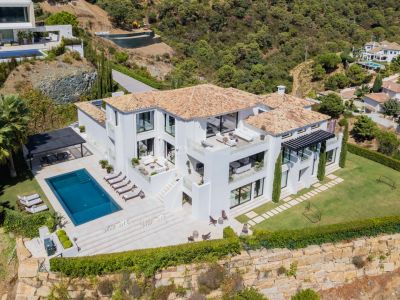 A magnificent family villa in El Madroñal, Benahavis