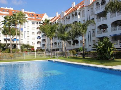 Estupenda oportunidad rodeada de servicios en El Arquillo, San Pedro de Alcántara, Marbella