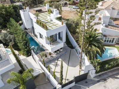 Moderna y lujosa villa nueva a estrenar en Casablanca, Marbella Milla de Oro