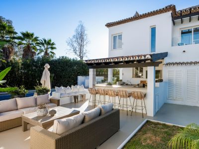 Great Andalusian styled villa with all the modern features in Nueva Andalucía, Marbella
