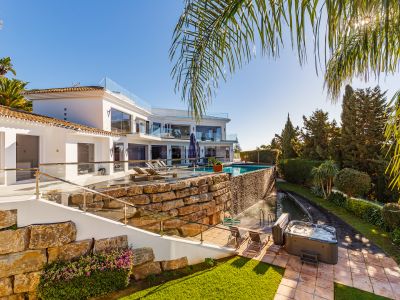 Stunning contemporary style villa with spectacular sea views in the prestigious Hacienda Las Chapas, Marbella East