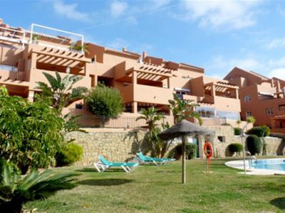 Spectacular duplex penthouse with sea views in Lagos de Santa María, Marbella