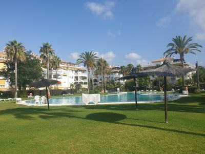 Estupendo apartamento en venta en La Dama de Noche, Nueva Andalucía, Marbella
